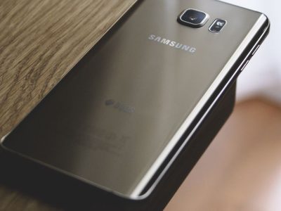 Galaxy S22 pourquoi l'écran devient noir après un appel