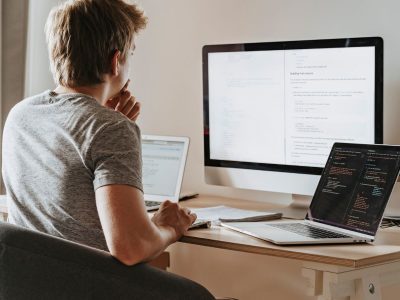 Peut-on accéder au code source d’un site créé avec Adobe Portfolio