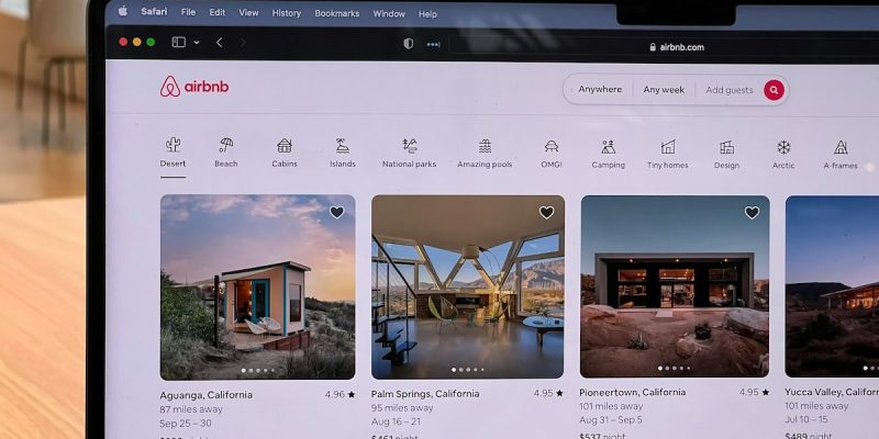 Airbnb sur écran portable