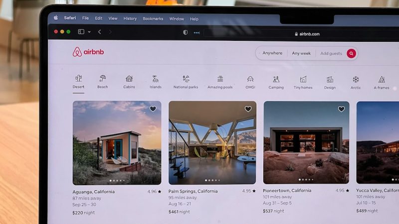 Airbnb sur écran portable