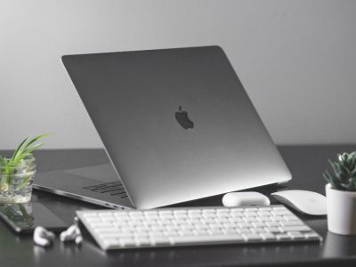 Écran de MacBook cassé que faire et combien coûte la réparation