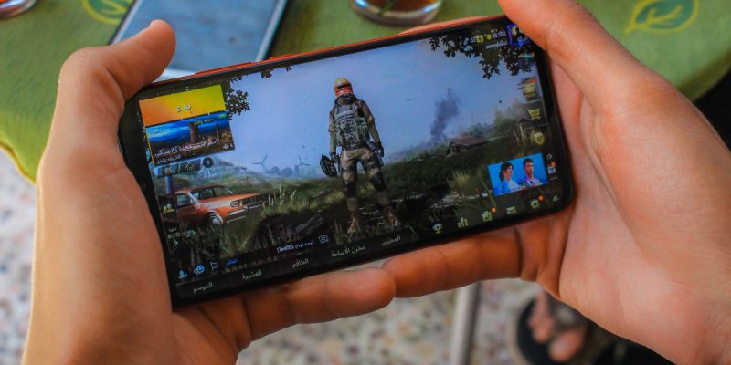 Pourquoi certains jeux ralentissent alors que le smartphone est récent