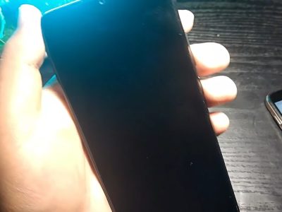 Galaxy écran noir mais téléphone allumé, que faire