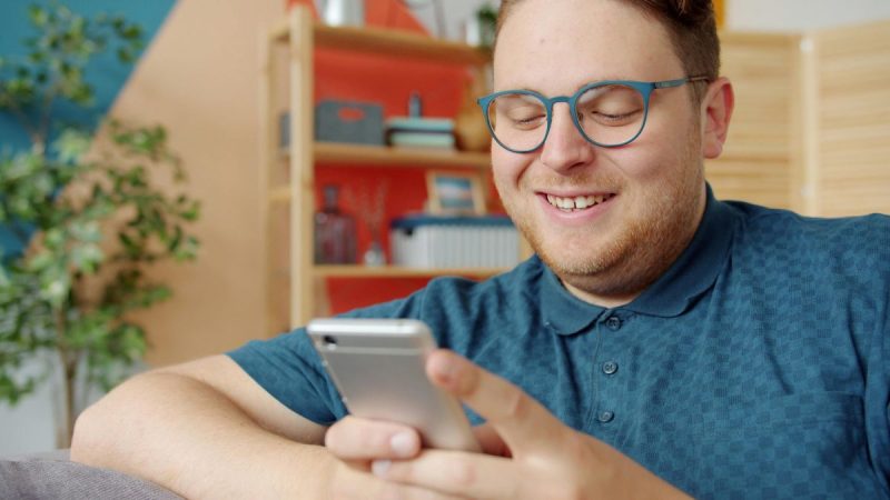##4636## accéder au menu caché des informations système et réseau