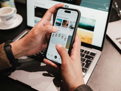 Siri conversationnel peut-il enfin tenir une discussion naturelle en 2026