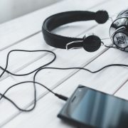 Quel Oppo face aux Samsung Galaxy et Xiaomi